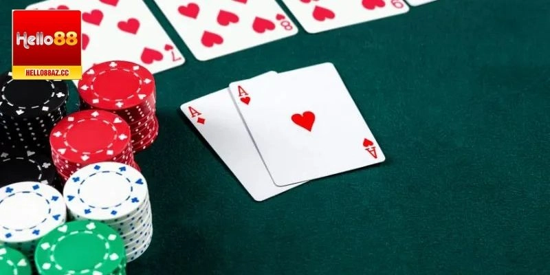 Chơi bài xì dách